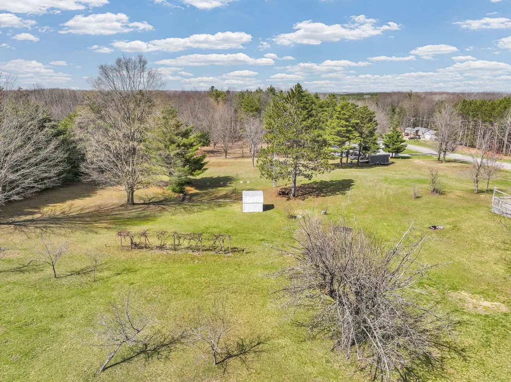 10976 E 3 Mile Road Ellsworth Township MI 49656