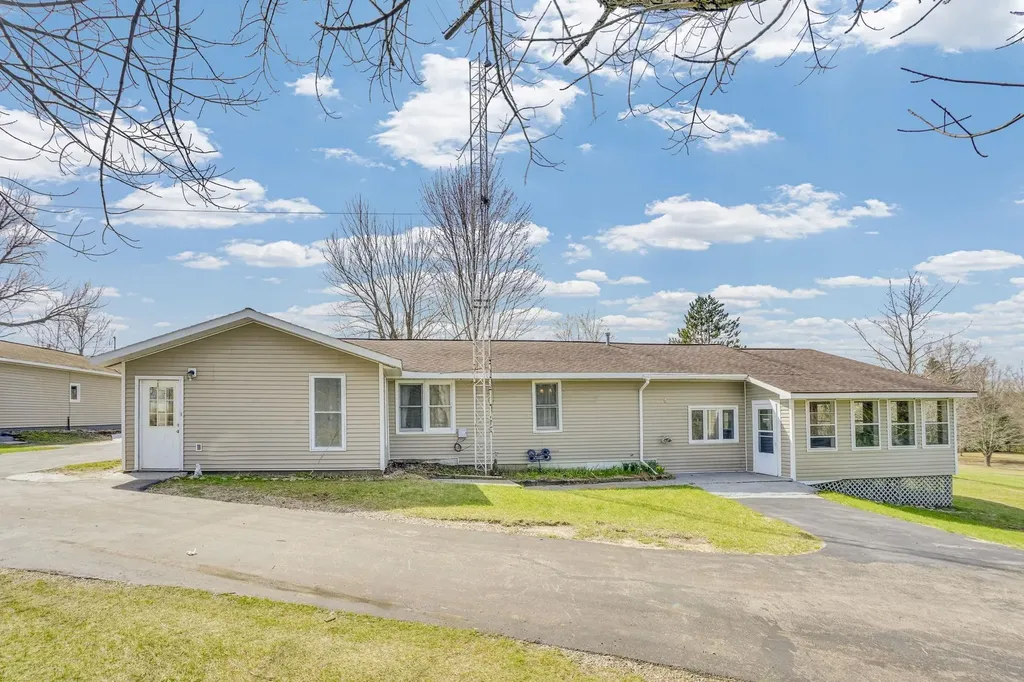 10976 E 3 Mile Road Ellsworth Township MI 49656