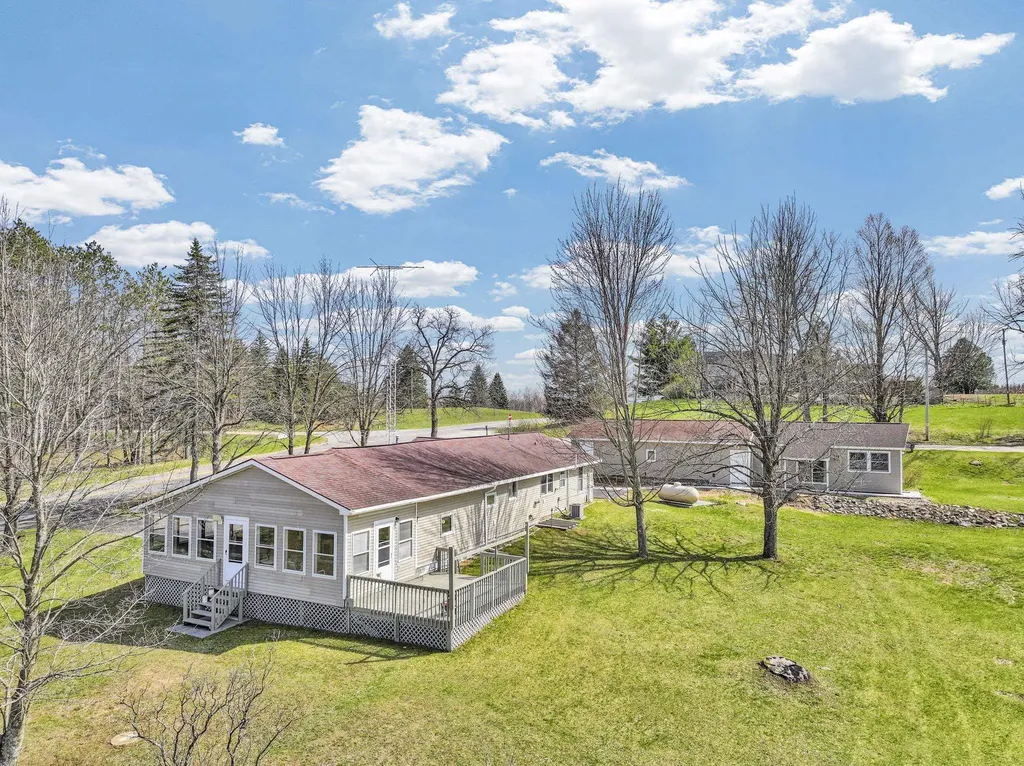 10976 E 3 Mile Road Ellsworth Township MI 49656
