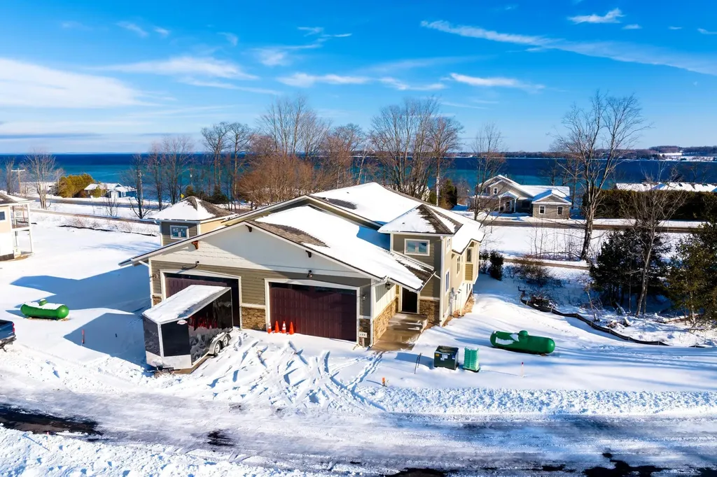 750 N Waypoint Circle Suttons Bay Township MI 49682