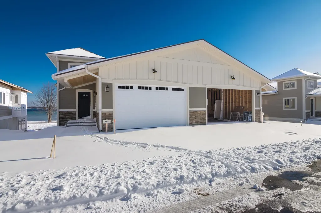 750 N Waypoint Circle Suttons Bay Township MI 49682
