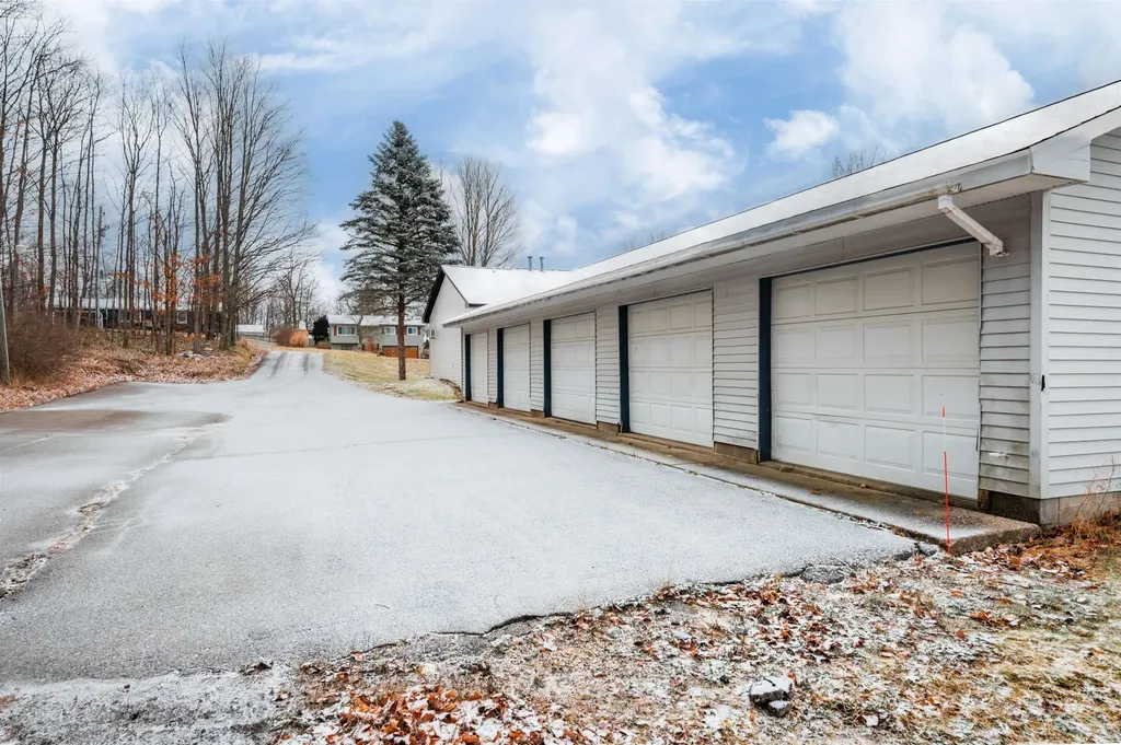 1627 Rasho Road East Bay Township MI 49696
