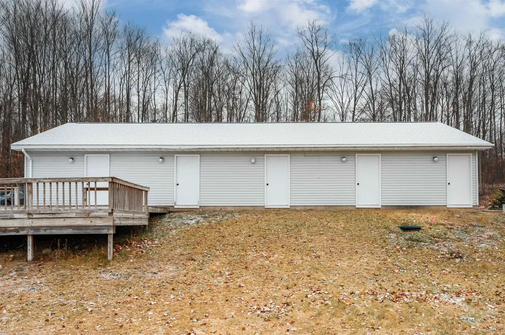 1627 Rasho Road East Bay Township MI 49696