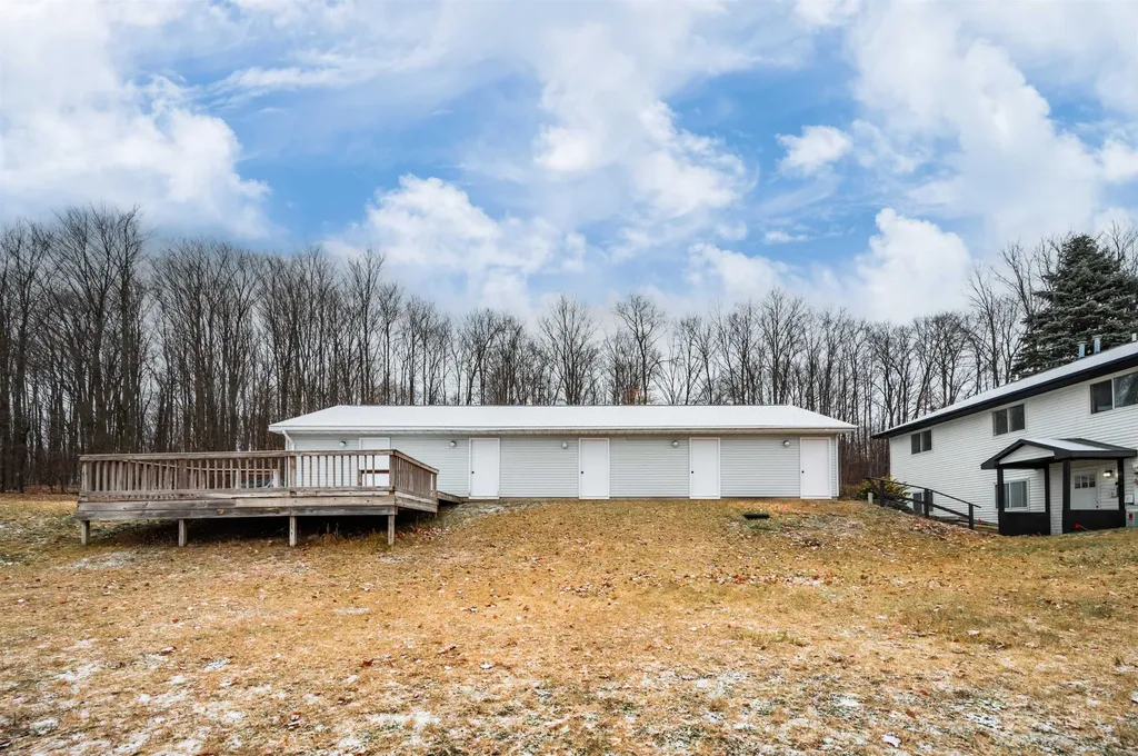 1627 Rasho Road East Bay Township MI 49696