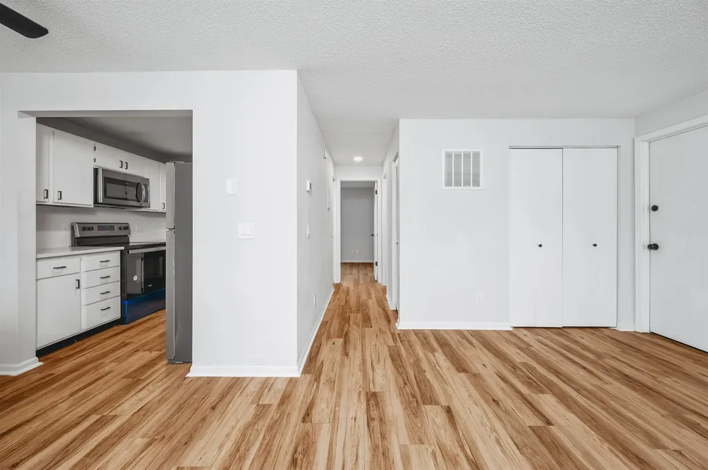 1627 Rasho Road East Bay Township MI 49696