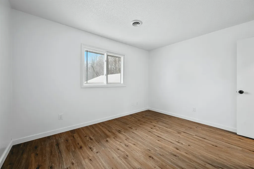 1627 Rasho Road East Bay Township MI 49696