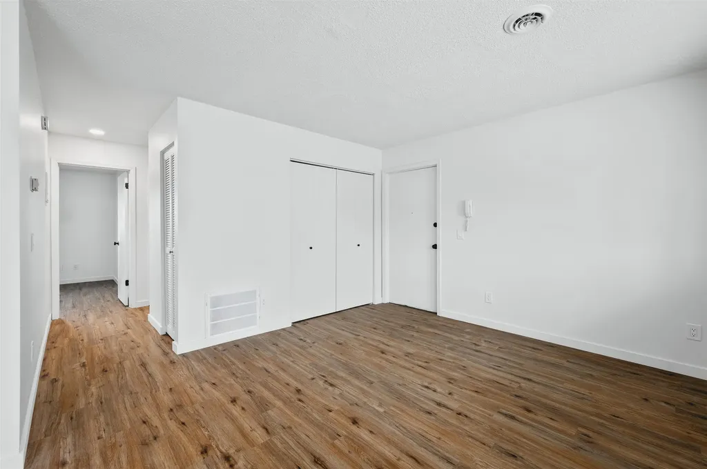 1627 Rasho Road East Bay Township MI 49696
