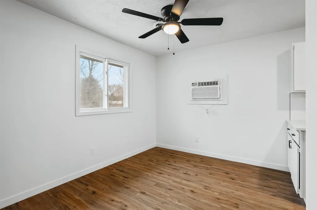 1627 Rasho Road East Bay Township MI 49696