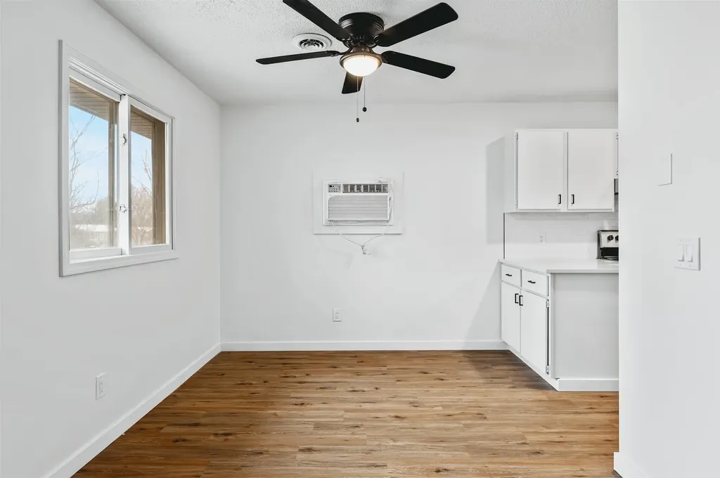 1627 Rasho Road East Bay Township MI 49696