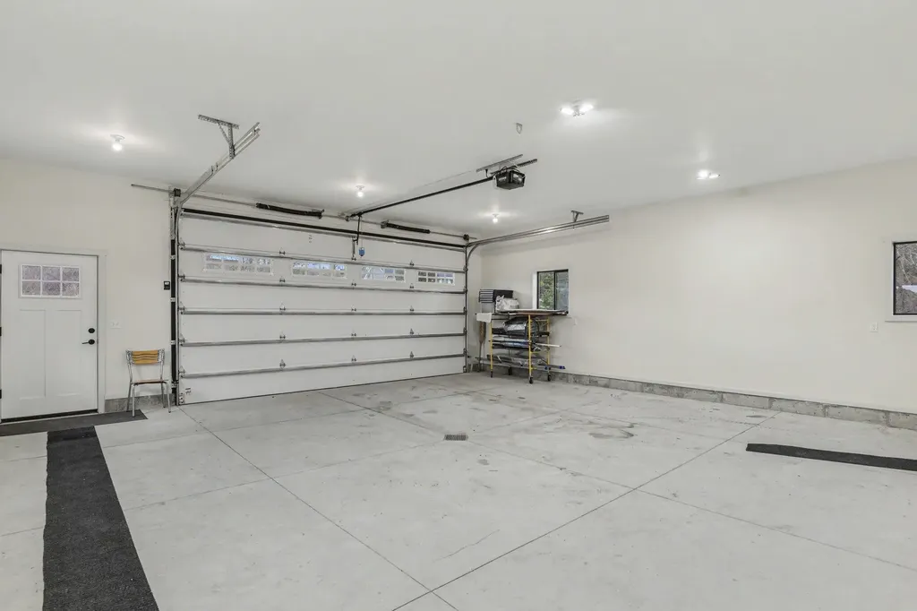 9132 Blue Gill Road Banks Township MI 49729