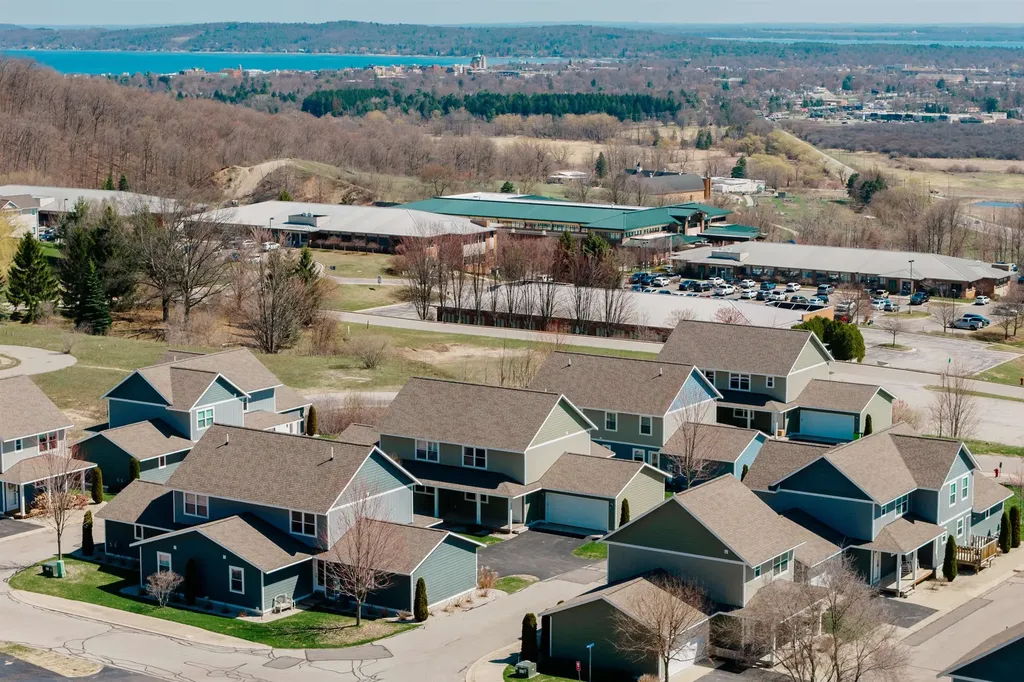4082 Haverhill Court Garfield Charter Township MI 49684