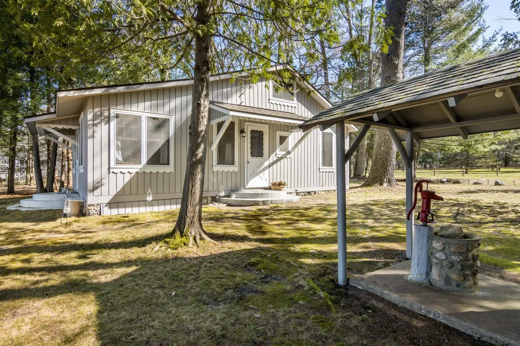 3037 Willow Street Central Lake Township MI 49622