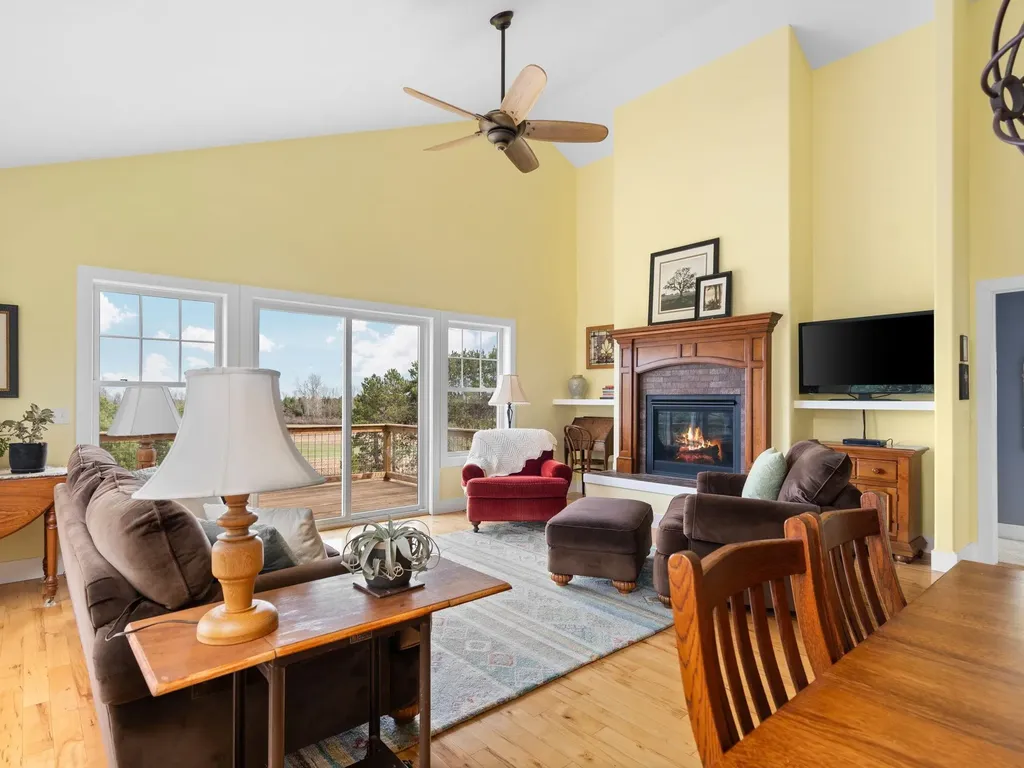 8371 E Boca Vista Trail Elmwood Charter Township MI 49684