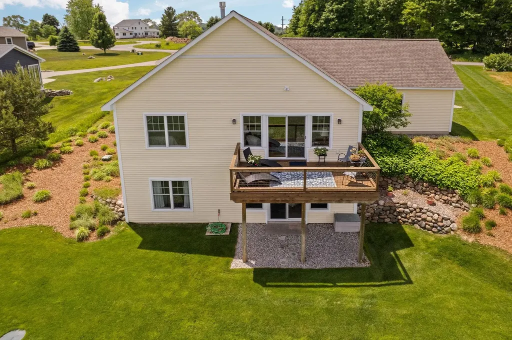 8371 E Boca Vista Trail Elmwood Charter Township MI 49684