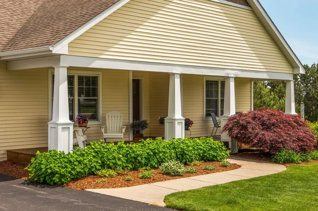 8371 E Boca Vista Trail Elmwood Charter Township MI 49684