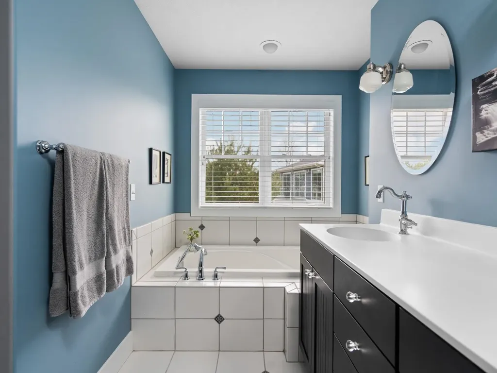 8371 E Boca Vista Trail Elmwood Charter Township MI 49684