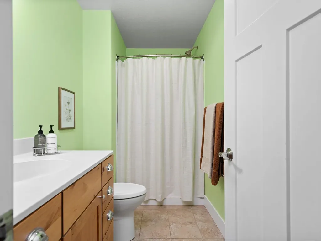 8371 E Boca Vista Trail Elmwood Charter Township MI 49684