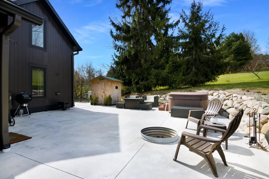 2768 S Center Highway Bingham Township MI 49682