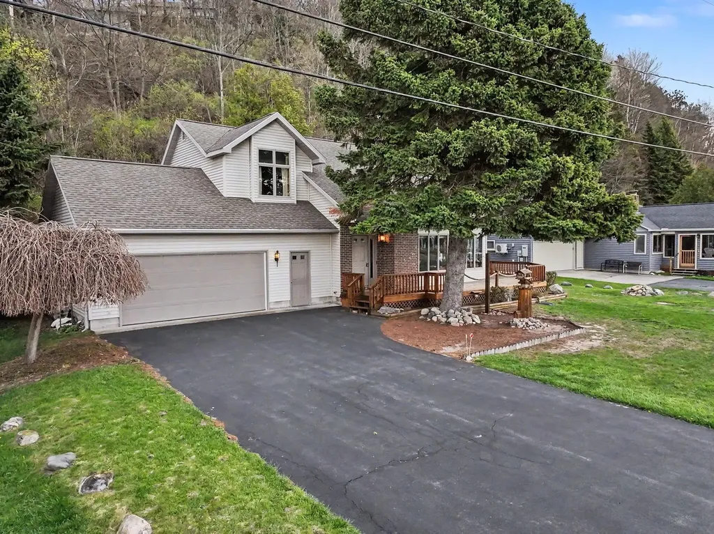 4178 Crystal Drive Lake Township MI 49617