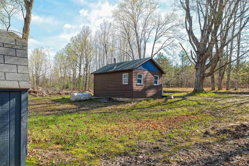 9808/9784 SE Crouch Road Garfield Township MI 49633