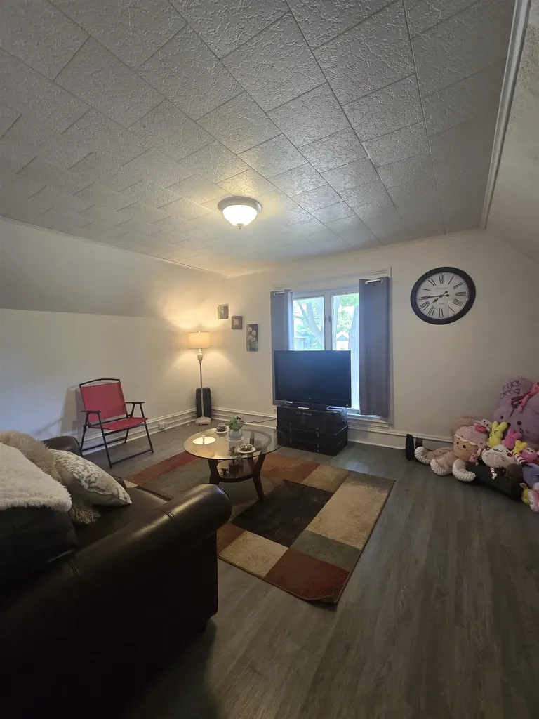 415 E Harris Street Cadillac City MI 49601