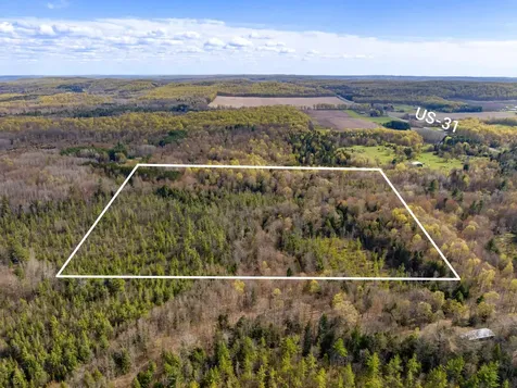 00 Benzie Highway Joyfield Township MI 49616