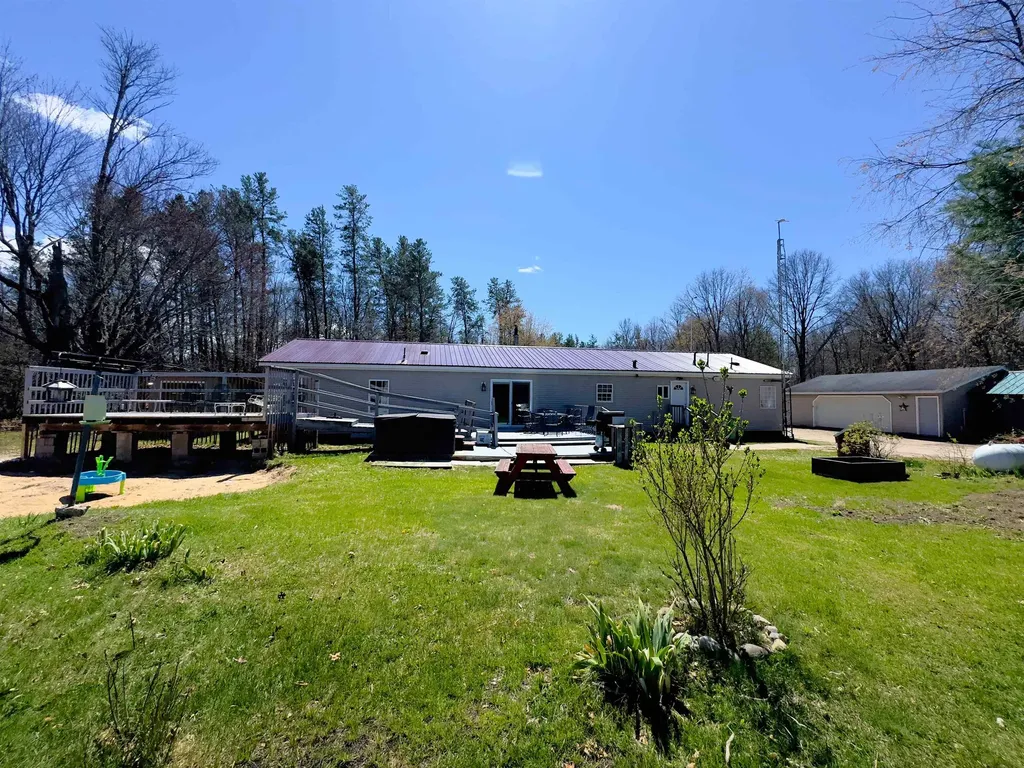 984 W Rose Meadow Drive Peacock Township MI 49656