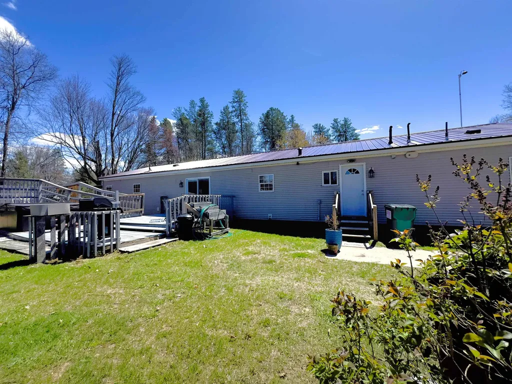 984 W Rose Meadow Drive Peacock Township MI 49656