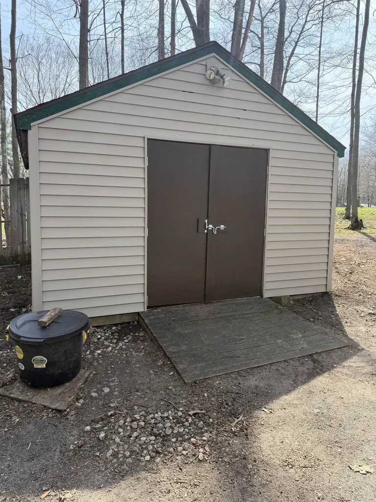 20761 White Oak Drive Almira Township MI 49650