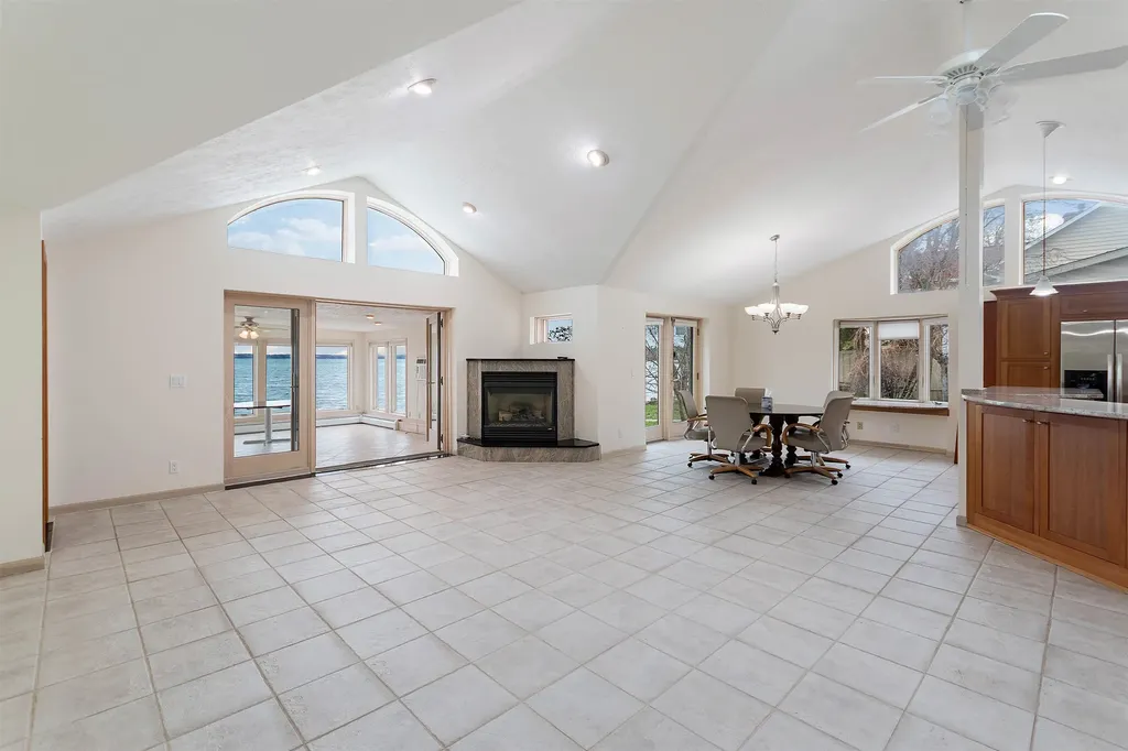 5271 Us-31 N Acme Township MI 49690