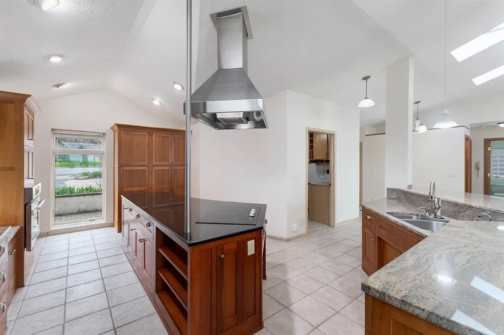 5271 Us-31 N Acme Township MI 49690