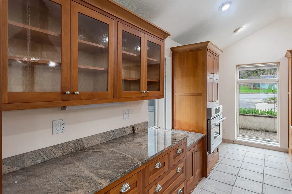 5271 Us-31 N Acme Township MI 49690