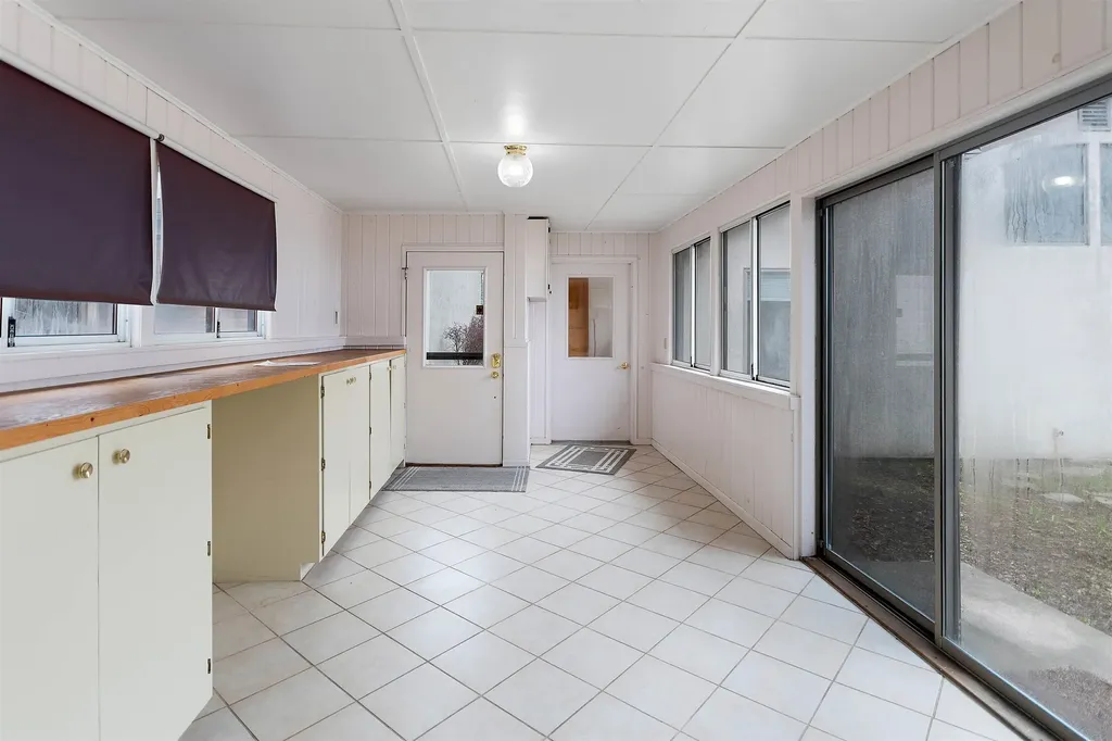 5271 Us-31 N Acme Township MI 49690