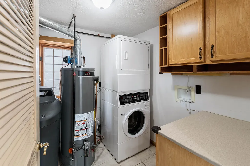 5271 Us-31 N Acme Township MI 49690