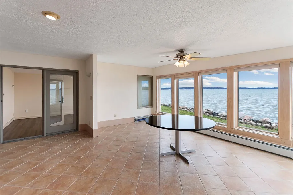 5271 Us-31 N Acme Township MI 49690