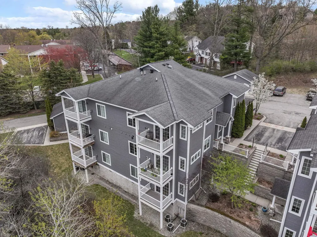 1420 Forest Park Drive Traverse City City MI 49684