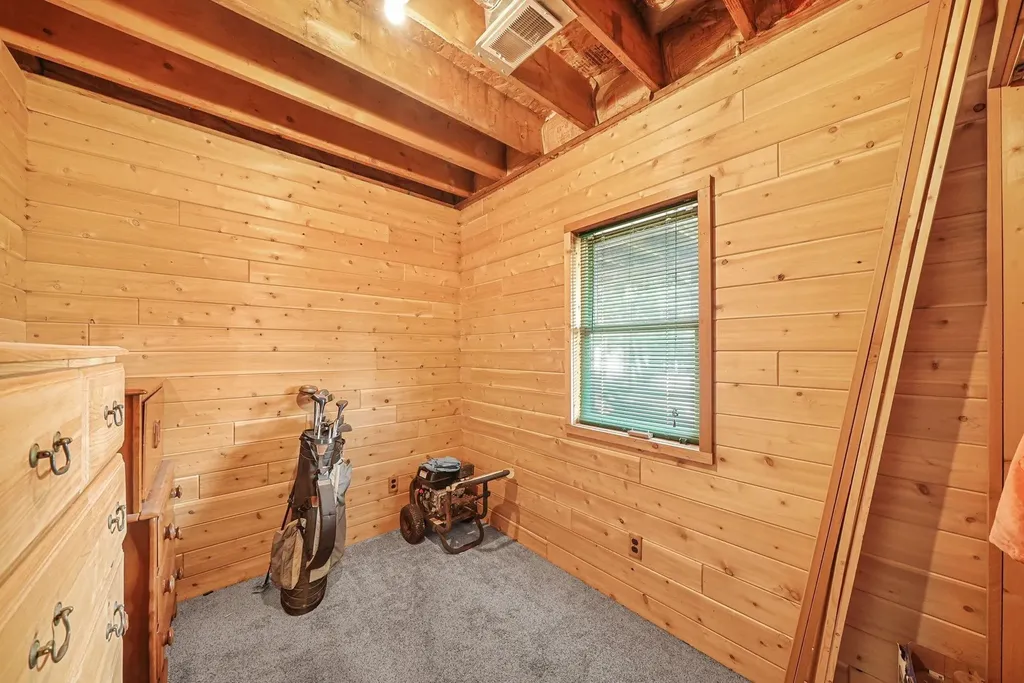 762 Hillcrest Drive Colfax Township MI 49618