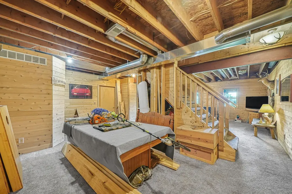 762 Hillcrest Drive Colfax Township MI 49618