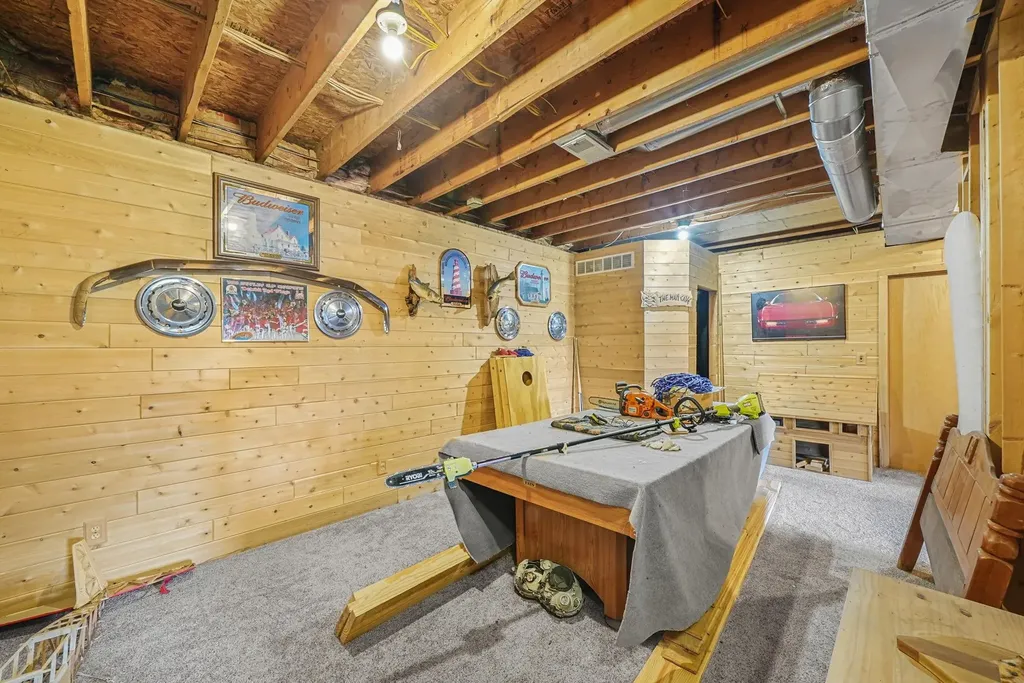 762 Hillcrest Drive Colfax Township MI 49618