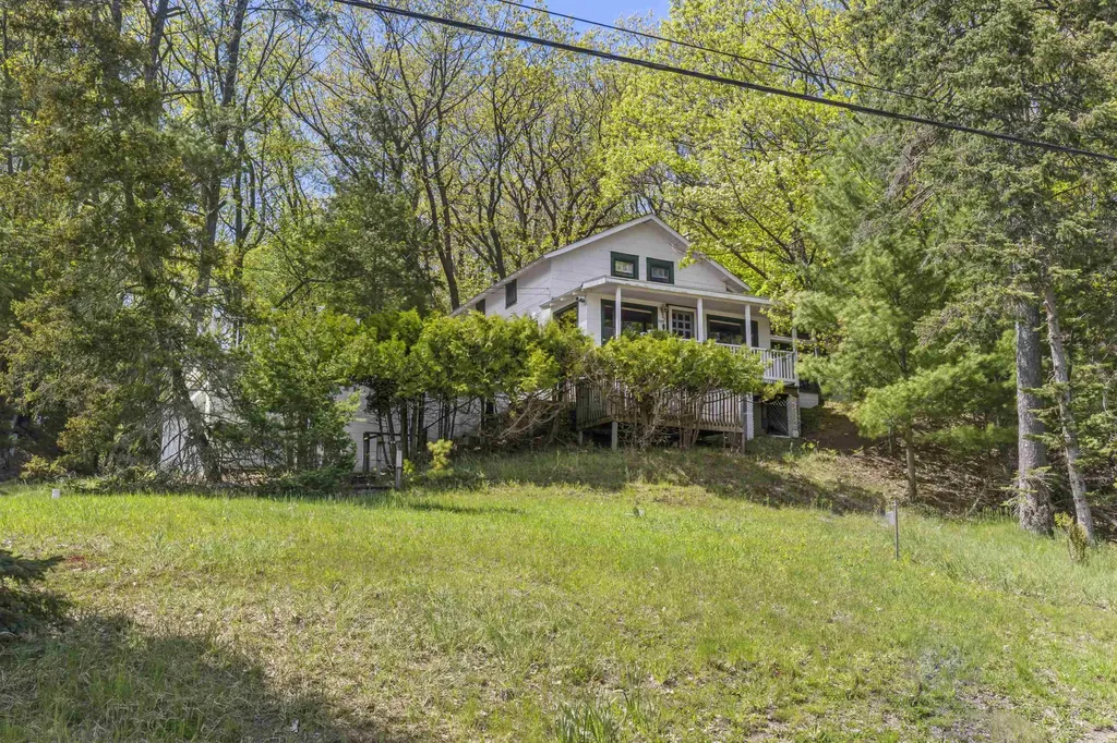 8368 Portage Point Drive Onekama Township MI 49675