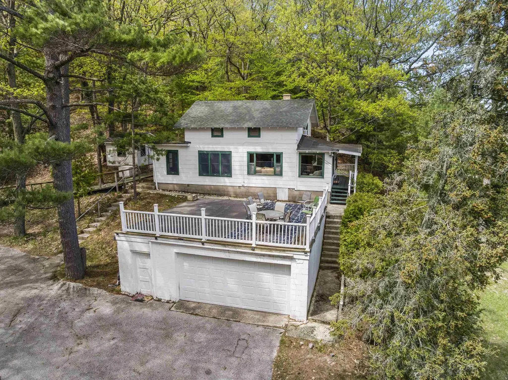 8368 Portage Point Drive Onekama Township MI 49675
