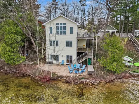 4333 Lake Avenue Green Lake Township MI 49643