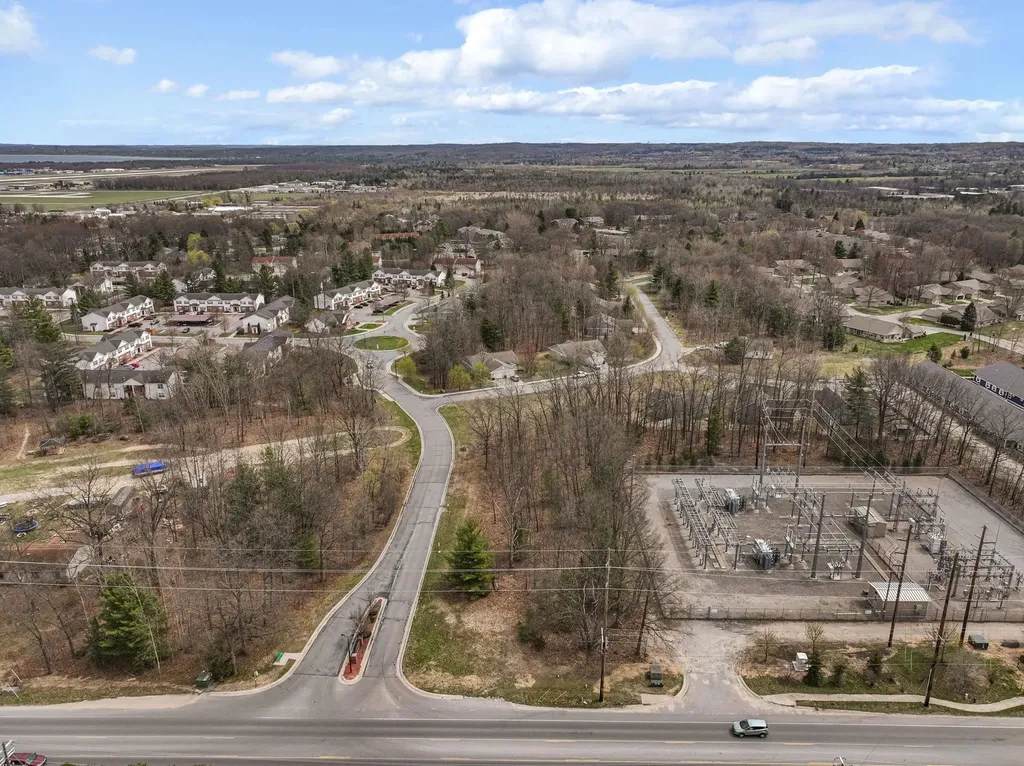 Unit 1 Lafranier Road Garfield Charter Township MI 49686
