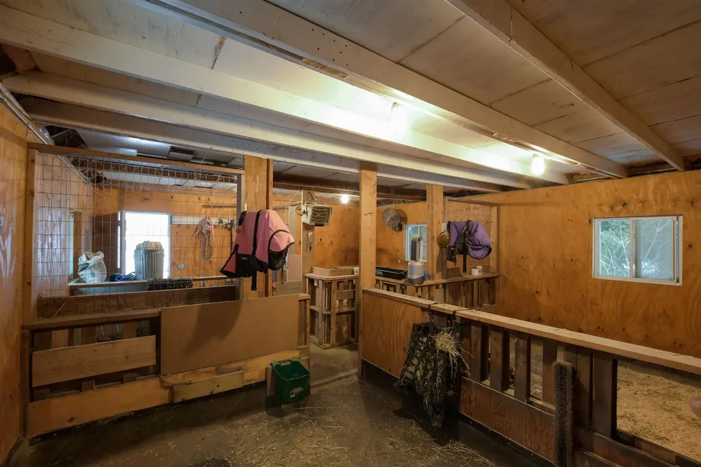 3619 Tompkins Road Peninsula Township MI 49686