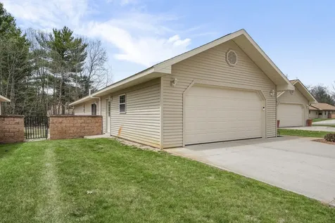 9811 Deer Track Court Green Lake Township MI 49643