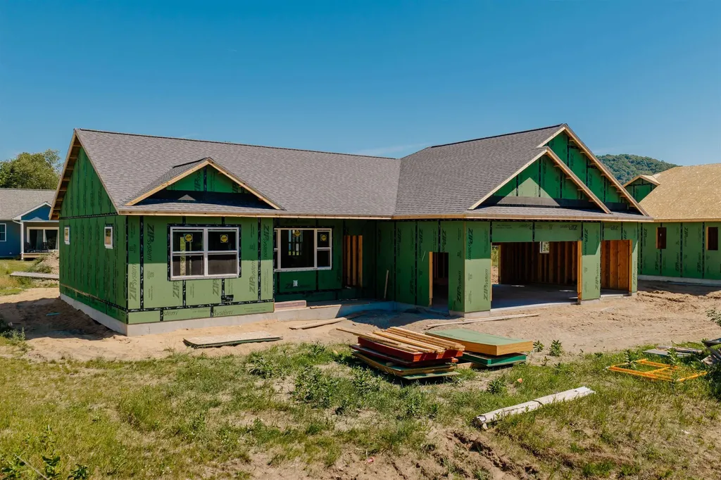11515 S Sunset Drive Empire Township MI 49630