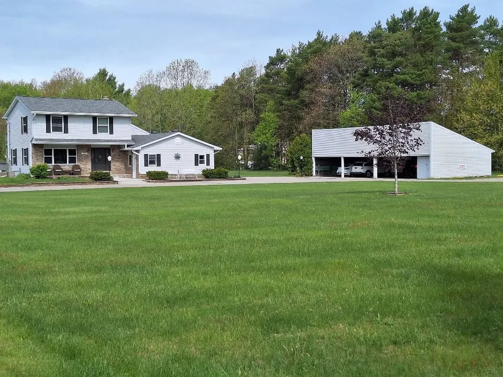 9270 S M-37 Mayfield Township MI 49620