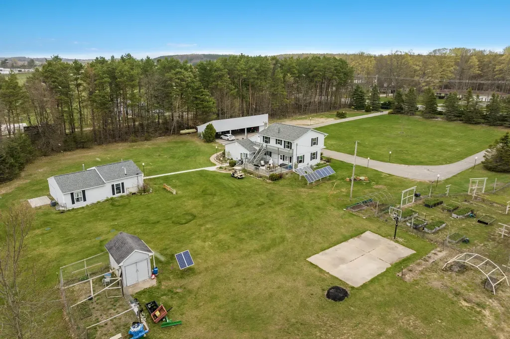 9270 S M-37 Mayfield Township MI 49620