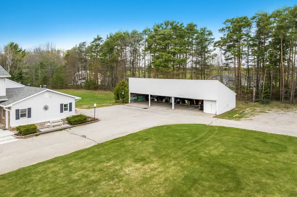 9270 S M-37 Mayfield Township MI 49620