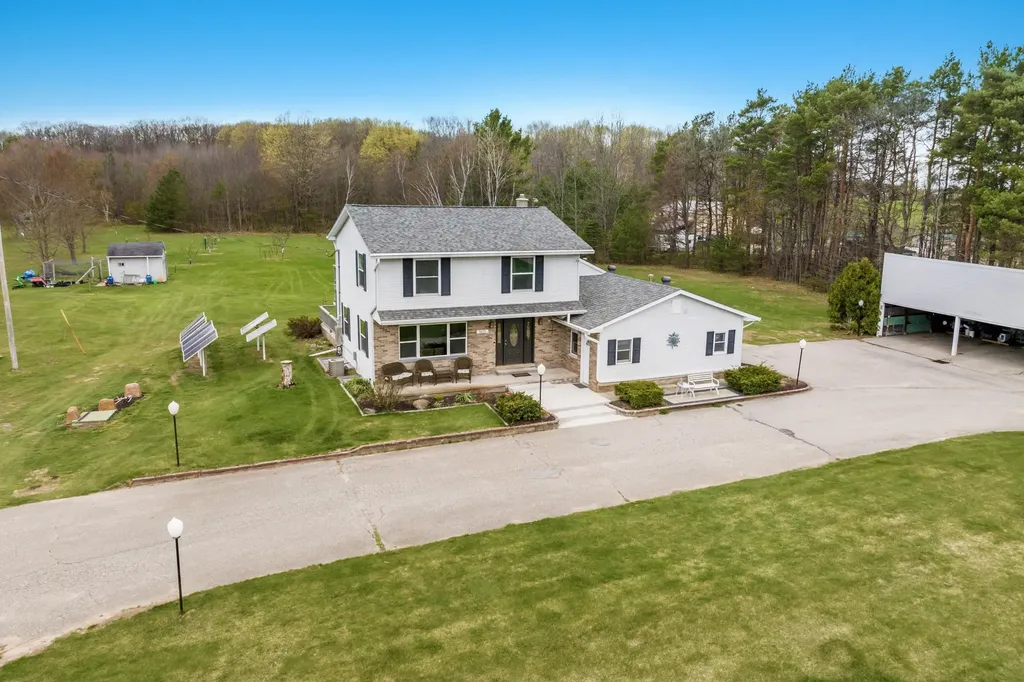 9270 S M-37 Mayfield Township MI 49620
